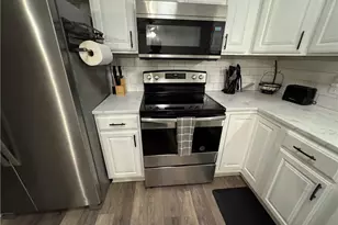 2713 Smith Rd, Fairlawn, OH 44333 - Photo 4