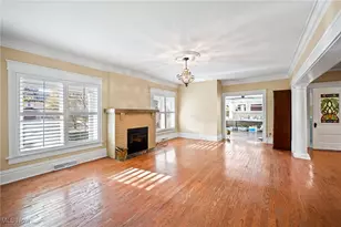 81 Edgerton Rd, Akron, OH 44303 - Photo 2