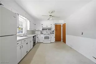 255 S Beverly Ave, Austintown, OH 44515 - Photo 12