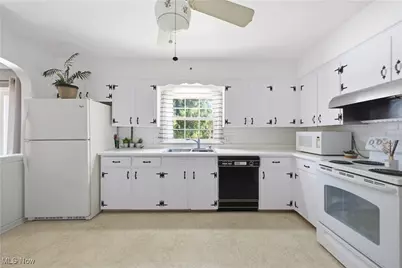 255 S Beverly Avenue, Austintown, OH 44515 - Photo 10