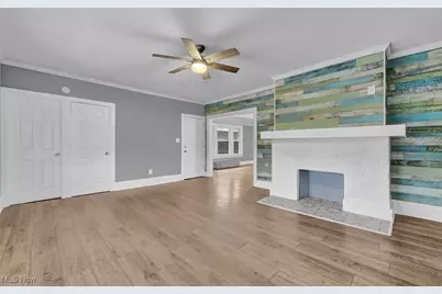 3234 Euclid Heights Boulevard #Upper, Cleveland Heights, OH 44118 - Photo 8