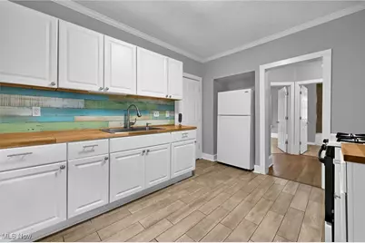 3234 Euclid Heights Boulevard #Upper, Cleveland Heights, OH 44118 - Photo 14