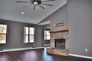 5178 Berkeley Dr, Sheffield Village, OH 44054 - Photo 6