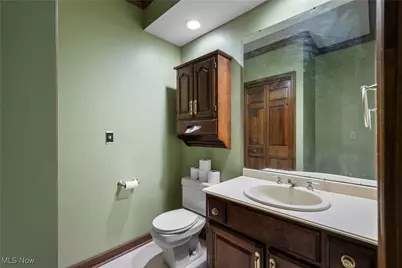 2929 Carie Hill Circle NW, Massillon, OH 44646 - Photo 48