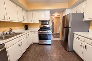 6340 Greenwood Pkwy, Sagamore Hills, OH 44067 - Photo 6