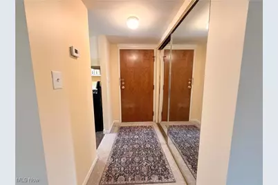 6340 Greenwood Parkway #405, Sagamore Hills, OH 44067 - Photo 12