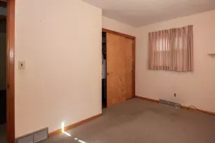 1037 W 37th St, Lorain, OH 44052 - Photo 16