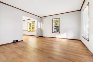 328 Stull Ave, Akron, OH 44312 - Photo 8