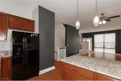 12591 Larchmere Boulevard #W-6, Loveland, OH 44120 - Photo 14