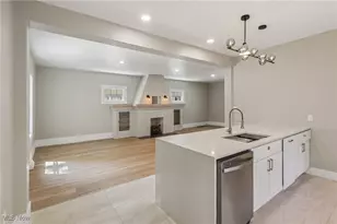 10225 Baltic Rd, Loveland, OH 44102 - Photo 18