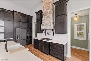 5858 Springlake Rd NW, Canton, OH 44718 - Photo 10