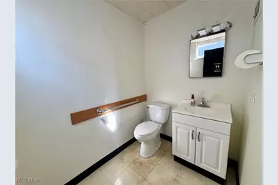 3982 Fulton Road NW, Canton, OH 44718 - Photo 8