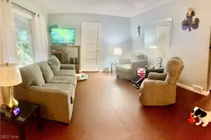 710 Clearview Ave, Akron, OH 44314 - Photo 2