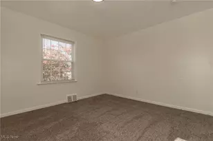 4839 E 94th St, Garfield Heights, OH 44125 - Photo 18