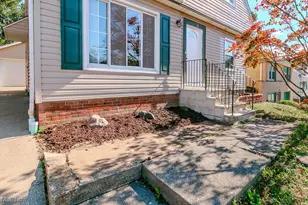 4839 E 94th St, Garfield Heights, OH 44125 - Photo 4