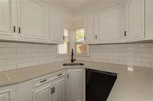 4839 E 94th St, Garfield Heights, OH 44125 - Photo 14