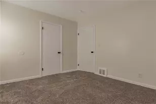4839 E 94th St, Garfield Heights, OH 44125 - Photo 22
