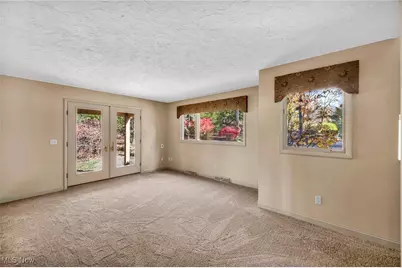 4670 Figgie Drive, Willoughby, OH 44094 - Photo 32