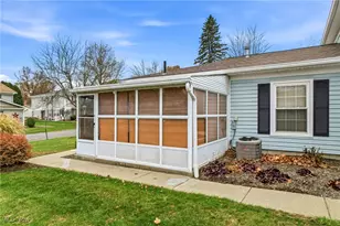 1356 Pembrooke Dr, Salem, OH 44460 - Photo 8