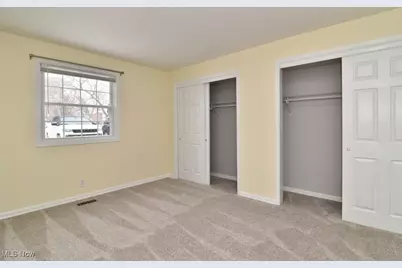 2217 Glouchester Drive #17 B, Lyndhurst, OH 44124 - Photo 10