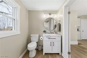 536 Yale Ave, Barberton, OH 44203 - Photo 14