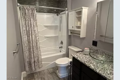 107 Broad Street, St Clairsville, OH 43950 - Photo 10