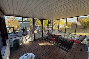 107 Broad St, St Clairsville, OH 43950 - Photo 22