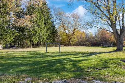 4034 Broadway Avenue NE, Louisville, OH 44641 - Photo 34