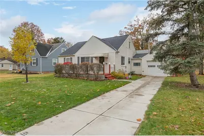 4210 W 217th Street, Loveland, OH 44126 - Photo 2