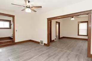 638 E Broad St, Elyria, OH 44035 - Photo 6