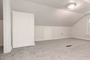 638 E Broad St, Elyria, OH 44035 - Photo 24