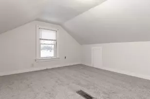 638 E Broad St, Elyria, OH 44035 - Photo 30