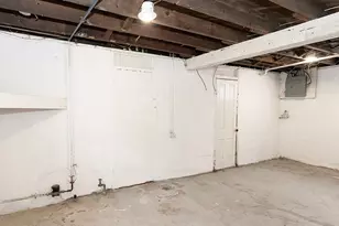 638 E Broad St, Elyria, OH 44035 - Photo 46