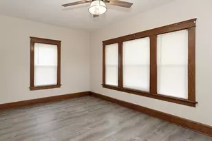 638 E Broad St, Elyria, OH 44035 - Photo 8