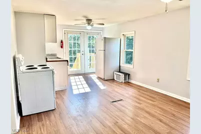 1104 4th Street SW, Massillon, OH 44647 - Photo 6