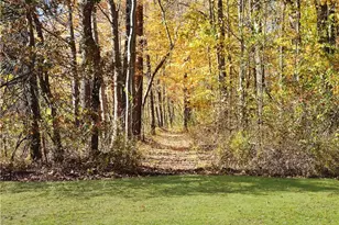 2264 River Rd, Willoughby Hills, OH 44094 - Photo 38