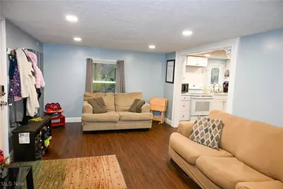 11380 Johnson Avenue NE, Alliance, OH 44601 - Photo 16