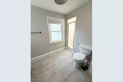 2379 Charney Road, University Heights, OH 44118 - Photo 12