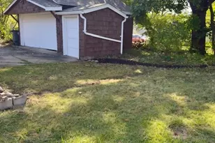 966 La Belle Ave, Akron, OH 44320 - Photo 12