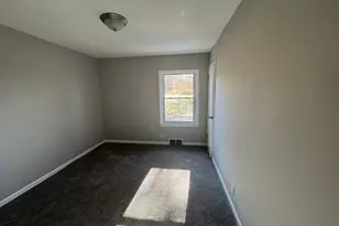 400 Calla Road W, Youngstown, OH 44514 - Photo 8