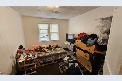 19326 Tyronne Avenue, Euclid, OH 44119 - Photo 6