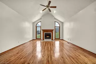 92 Ravenshollow Dr, Cuyahoga Falls, OH 44223 - Photo 4