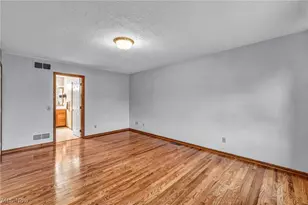 92 Ravenshollow Dr, Cuyahoga Falls, OH 44223 - Photo 20