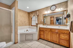 92 Ravenshollow Dr, Cuyahoga Falls, OH 44223 - Photo 26