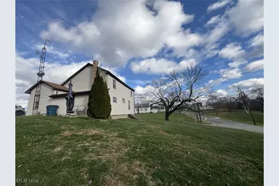 10539 Sprucevale Road, Rogers, OH 44455 - Photo 1
