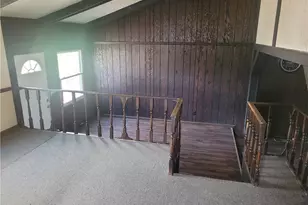 447 8th St, Struthers, OH 44471 - Photo 8