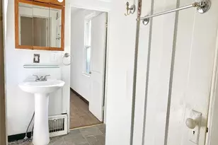 218 Gates Ave, Elyria, OH 44035 - Photo 6