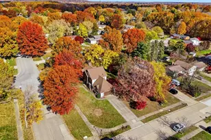 951 S Azalea Blvd, Barberton, OH 44203 - Photo 4