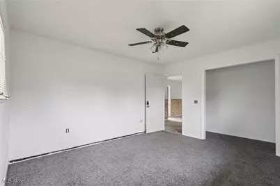 492 E Hopocan Avenue, Barberton, OH 44203 - Photo 20