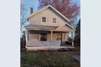 537 3rd Street, Elyria, OH 44035 - Photo 1